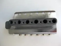 VINTAGE FENDER KRAMER