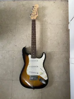 GUITAR SUNBURST WORKING