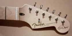2002 USA FENDER ERIC CLAPTON STRATOCASTER GUITAR NECK TUNERS MAPLE SOFT V STRAT