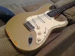 STRATOCASTER PARTSCASTER W/