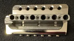 TREMOLO STRATOCASTER