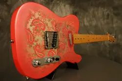 FENDER PINK