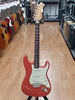 USED FENDER TRADITIONAL II 60S STRATOCASTE 2023 ELECTRIC GUITAR