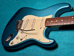 FENDER JAPAN ST62-70LPB