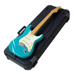 FENDER  AMERICAN PROFESSIONAL II STRATOCASTER USED ALDER MIAMI BLUE W/HARD CASE