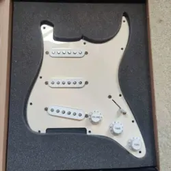 2009 FENDER STRATOCASTER STANDARD MIM LOADED 3-PLY PICKGUARD SSS WHITE