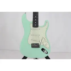 AUTH FENDER JAPAN JUNIOR COLLECTION STRATO ELECTRIC GUITAR 260-007-173-5702