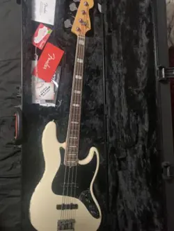 FENDER AMERICAN DELUXE JAZZ BASS - 2015 - OLYMPIC WHITE