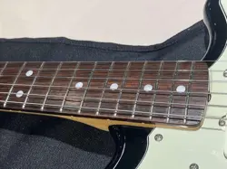 FENDER 60S JAZZ MASTER BODY TYPE