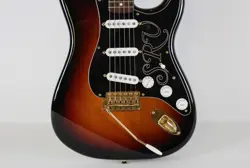 VAUGHAN SRV STRATOCASTER