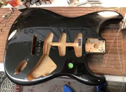 FENDER CLASSIC SERIES 60'S STRATOCASTER SSS ALDER BODY VINTAGE RELIC FOR PROJECT