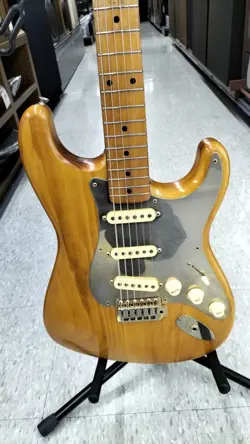 FENDER JAPAN ST57-50 STRATOCASTER TYPE