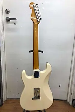 GUITAR 1988
