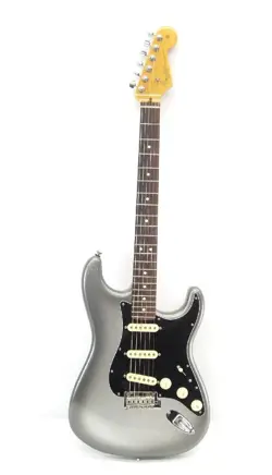 USED FENDER USA AMERICAN PROFESSIONAL2 STRATCASTER SILVER BURST? 3.6KG W/HSC