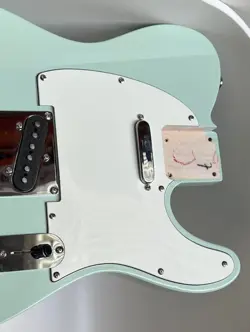 SQUIER TELECASTER LOADED