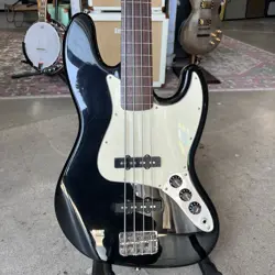 2001 FENDER STANDARD FRETLESS JAZZ BASS