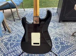 STRATOCASTER VINTAGE 1985