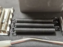 2012 FENDER AMERICAN STRATOCASTER BRIDGE TREMOLO USA STRAT ELECTRIC GUITAR