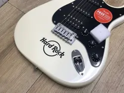 SQUIER STRATOCASTER HARD