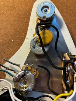 FENDER NOISELESS PICKUPS