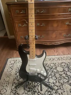 2011 FENDER AMERICAN STANDARD STRATOCASTER