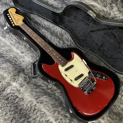 FENDER MUSTANG RED