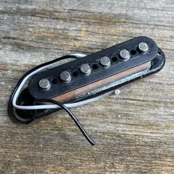 STRAT GUITAR PICKUP SINGLE COIL STRATOCASTER SQUIER FENDER SSS PART