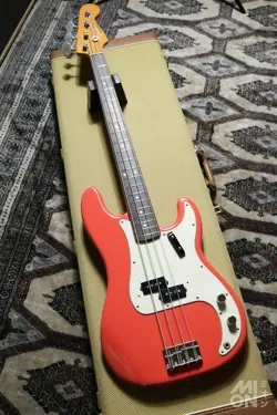 FENDER AMERICAN VINTAGE '62 PRECISION BASS FIESTA RED 1998 (1998)