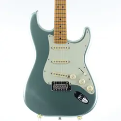 PROFESSIONAL 2STRATOCASTER MYSTIC