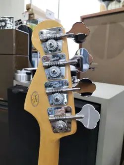 AMERICAN VINTAGE75JAZZBASS