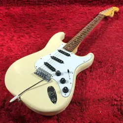 USED 2006-2008 FENDER JAPAN MIJ CIJ STARTOCASTER WHITE LARGE HEADSTOCK BLACK PU