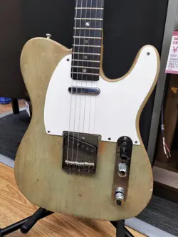 ELEGANT ACOUSTICS/FENDER COMPONENTS ELECTRIC GUITAR