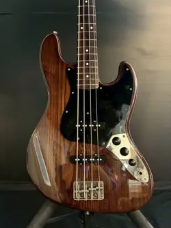 FENDER JAPAN JB62-WAL USED ELECTRIC BASS  1990