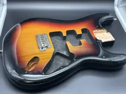 FENDER SQUIER CLASSIC VIBE 60S STRATOCASTER STRAT BODY   BRIDGE 3 TONE SUNBURST