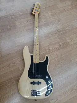 BASS AMERICANDELUXEPRECISIONBASS N3