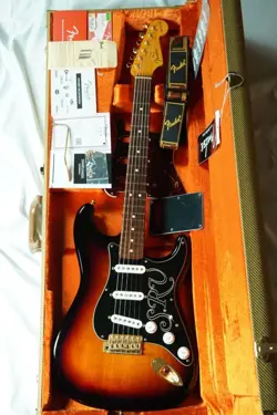 STRATOCASTER 3TS 2014