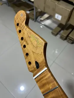 STAINLESS STEEL 22FRETS FENDER STRAT MATTE MAPLE ELECTRIC GUITAR NECK 25.5INCHE