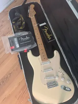 FENDER JIMMIE VAUGHAN TEX-MEX STRAT MAPLE FINGERBOARD ELECTRIC GUITAR -