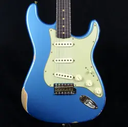 FENDER  2025 COLLECTION 1962 STRATOCASTER RELIC AGED LAKE PLACID BLUE