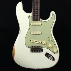 FENDER  2025 COLLECTION 1962 STRATOCASTER RELIC AGED OLYMPIC WHITE