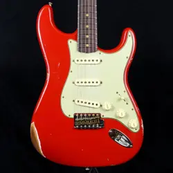 FENDER  2025 COLLECTION 1962 STRATOCASTER RELIC AGED SEMINOLE RED