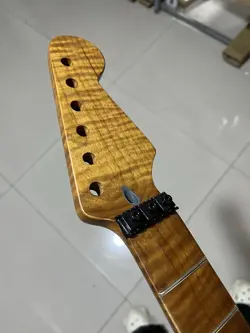 FLOYD NUT 22FRET FENDER STRAT ROASTED FLAME MAPLE ELECTRIC GUITAR NECK 25.5INCHE