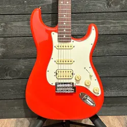 FENDER PLAYER II STRATOCASTER HSS MIM ELECTRIC GUITAR CORAL RED