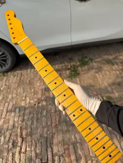 21FRETS YELLOW MAPLE ELECTRIC GUITAR NECK FOR FENDER TELE BODY HOLE 8MM