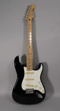 2003 FENDER STANDARD