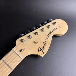 FENDER MADE IN JAPAN TRADITIONAL 70S STRATOCASTER