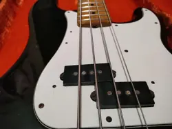 PRECISION BASS 1975