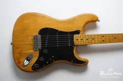 STRATOCASTER NATURAL USED