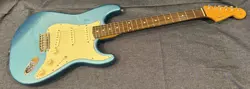 FENDER FENDER MEXICO CLASSIC 60'S STRATOCASTER USED ELECTRIC GUITAR
