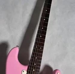 STRAT PINK